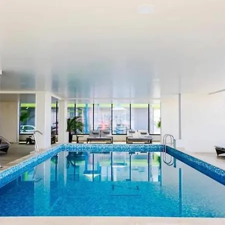 アパート Rebeca Lux By Alezzi ナボダリ