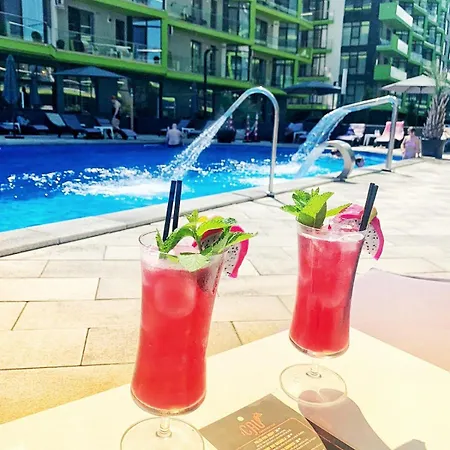 Rebeca Lux By Alezzi * ナボダリ